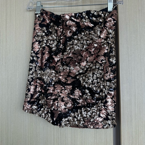 Wyldr sequin mini pencil skirt size xs - Picture 2 of 4